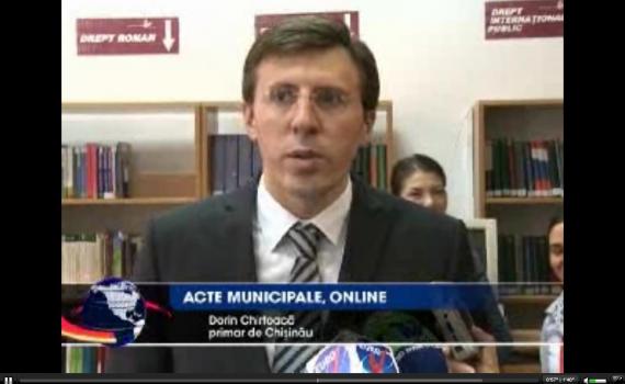 Chisinau Mayor announcing the launch of the legal database on television.
