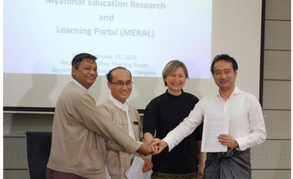 From left: Dr Nay Win Oo, Deputy Director General of Department of Higher Education, Dr Zaw Wai Soe, Chair of the Myanmar Rectors' Committee, Rima Kupryte, Director of EIFL, and Dr Kazutsuna Yamaji of the National Institute of Informatics at the MERAL signing ceremony in Yangon.